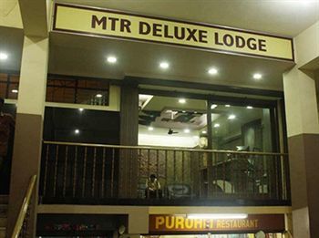 Mannars Deluxe Lodge Майсур Экстерьер фото